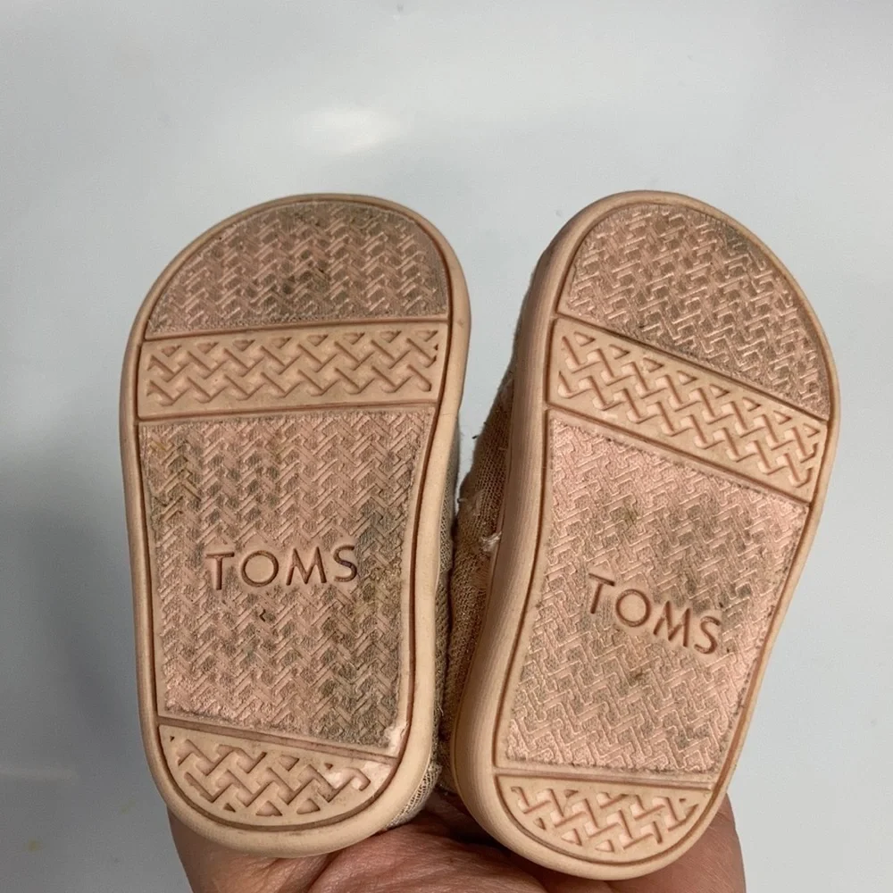 Toms heart flats